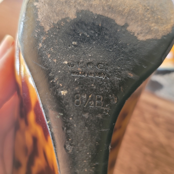 Gucci Women's Tortoiseshell Peep Toe Wedges - Picture 5 of 9